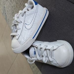 Nike 5c toddler shoes white
